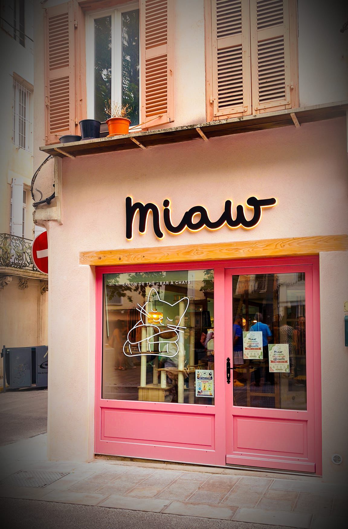 La devanture de MIAW à Castelnaudary